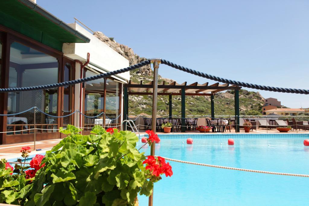 Hotel Miralonga La Maddalena  Dış mekan fotoğraf