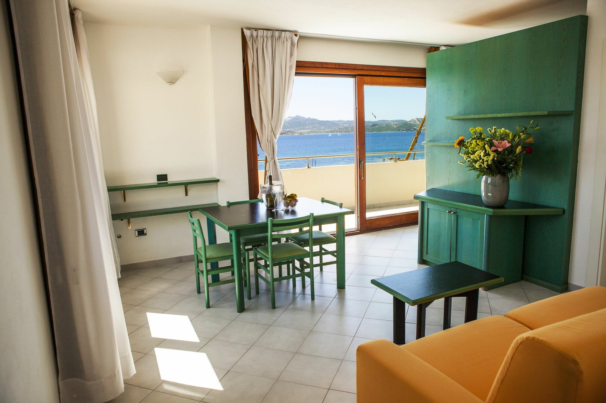 Hotel Miralonga La Maddalena  Dış mekan fotoğraf